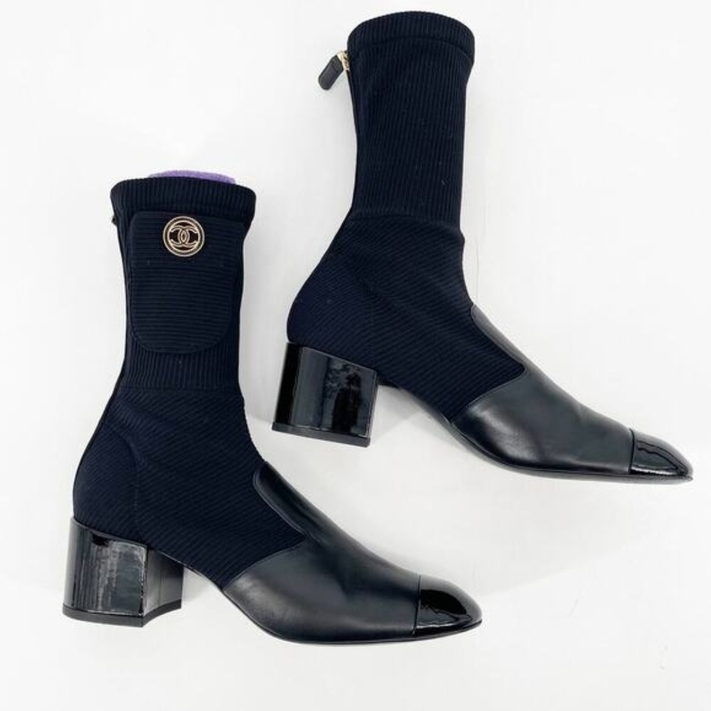 Chanel 2022 Black Knit 8 Logo Patent Cap Toe Mid Heel Sock Booties EU 37.5 - Picture 2 of 9